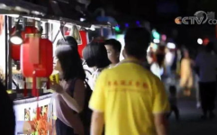 娱乐吃瓜酱摆摊视频大全,揭秘幕后故事,带你领略网红经济魅力